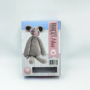 Adults Mouse Crochet Kit – Grey & Cute Chunky Plush for Whimsical Desk Decor